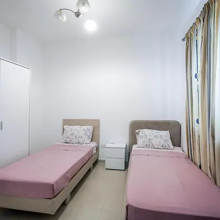 Seafront 3-bedroom In With Panoramic Sea View 3