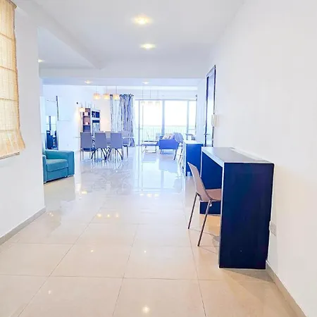 Seafront 3-bedroom In With Panoramic Sea View 3