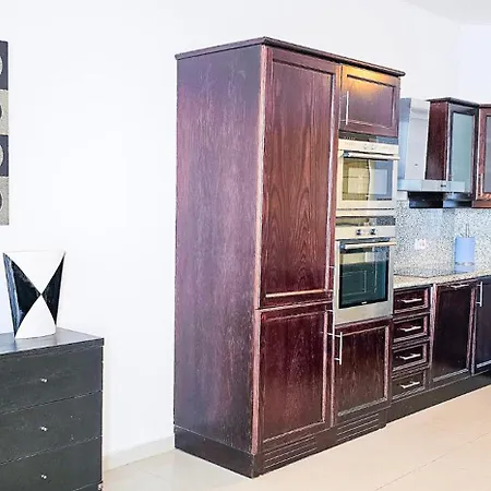 Seafront 3-bedroom In With Panoramic Sea View 3 Sliema
