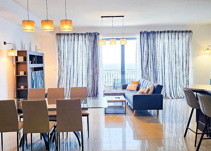 Seafront 3-bedroom In With Panoramic Sea View 3 *