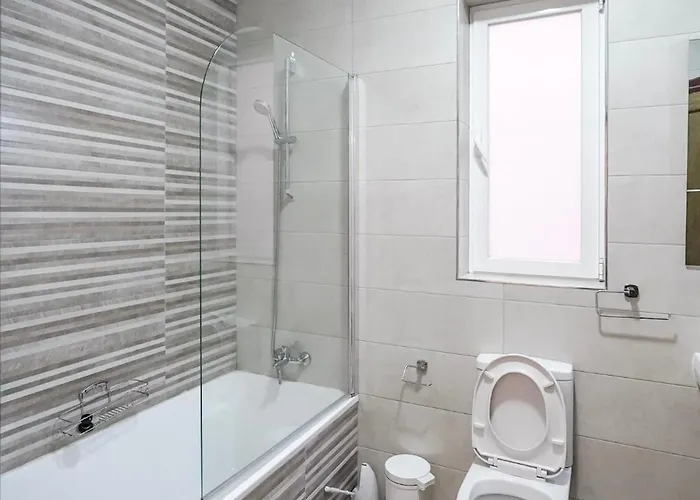 Seafront 3-bedroom In With Panoramic Sea View 3