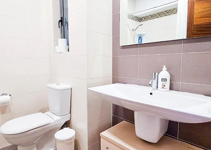 Seafront 3-bedroom In With Panoramic Sea View 3